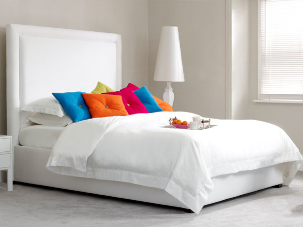 Royal White Upholstered Queen Size Bed